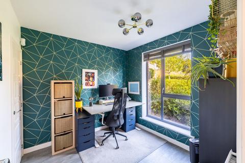 30 Cane Hill Drive, Coulsdon, CR5 3FR