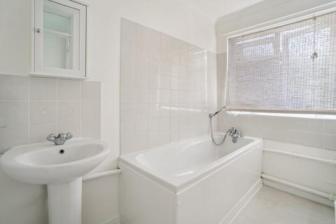 122 Heatherden Green, Iver, SL0 0QA
