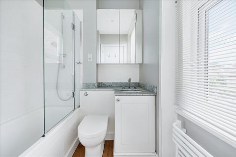 1 bedroom flat for sale, Askew Road, Shepherd's Bush W12