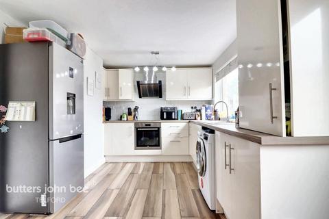 3 bedroom end of terrace house for sale, Mount Pleasant Road, Telford