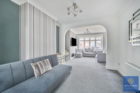 9 Ferndale Road, Romford, RM5 3ER