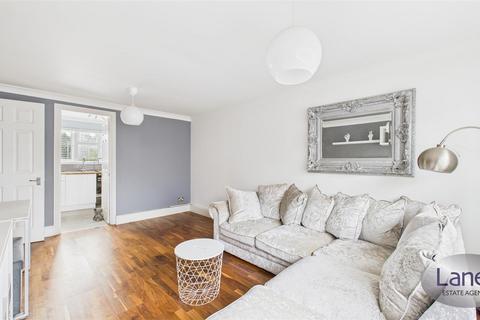 130 Juniper Close, Broxbourne, EN10 6HR