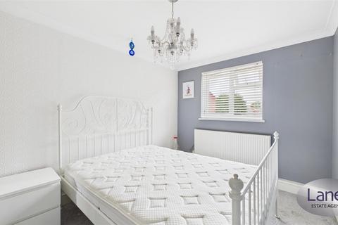 130 Juniper Close, Broxbourne, EN10 6HR