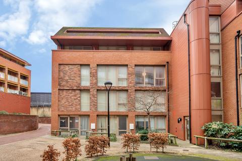 2 bedroom flat for sale, Ossory Road, London SE1