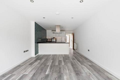 2 bedroom flat for sale, Ossory Road, London SE1
