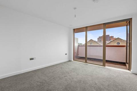 2 bedroom flat for sale, Ossory Road, London SE1