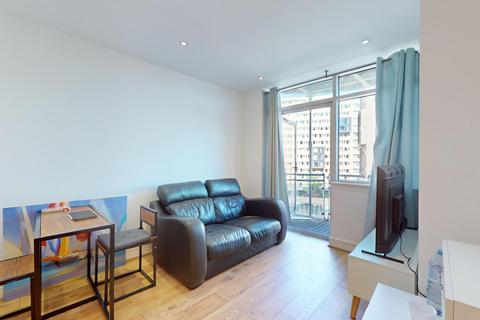 2 bedroom flat to rent, Gerry Raffles Square
