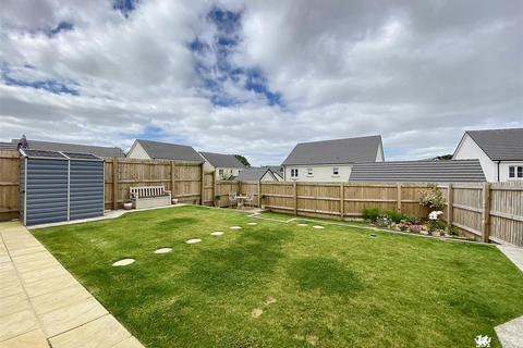 4 bedroom detached house for sale, Gerddi Lingfield, Whitland