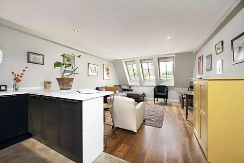 2 bedroom flat for sale, Highgate Road, London NW5