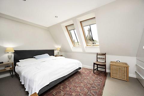 2 bedroom flat for sale, Highgate Road, London NW5