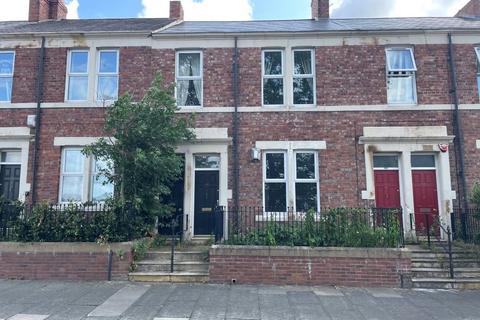 30 Bensham Crescent, Gateshead, NE8 2YB