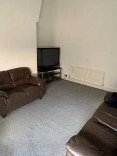30 Bensham Crescent, Gateshead, NE8 2YB
