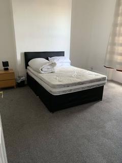 30 Bensham Crescent, Gateshead, NE8 2YB