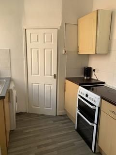 30 Bensham Crescent, Gateshead, NE8 2YB