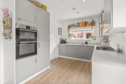 3 bedroom detached house for sale, Lamin Way, Crawley RH10