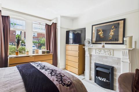 3 bedroom terraced house for sale, Salisbury Road, Portsmouth PO6