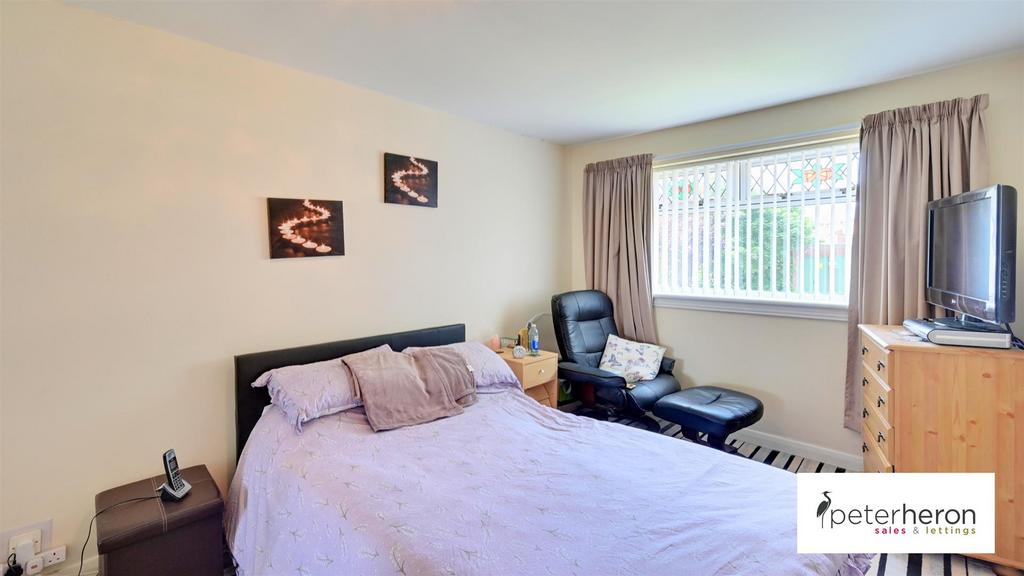Bedroom 1 (front)