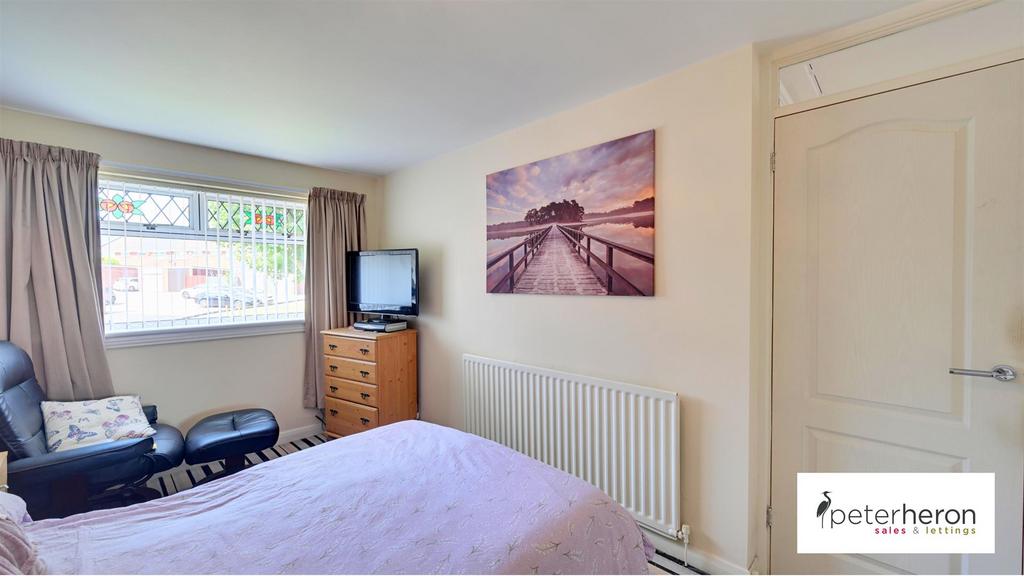 Bedroom 1 (front)