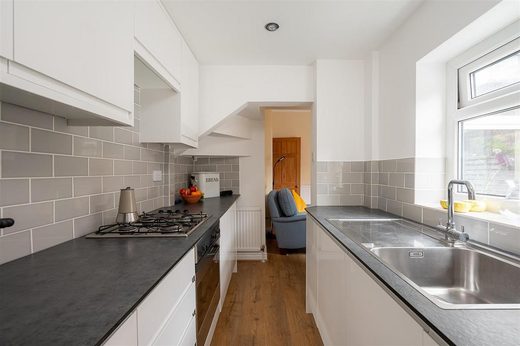 Kitchen 2