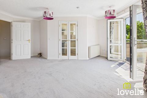 2 bedroom flat for sale, Kingtree Avenue, East Riding of Yorkshire HU16