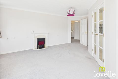 2 bedroom flat for sale, Kingtree Avenue, East Riding of Yorkshire HU16