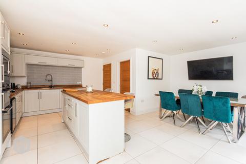 15a Bailey Lane, Bolton, BL2 5EN