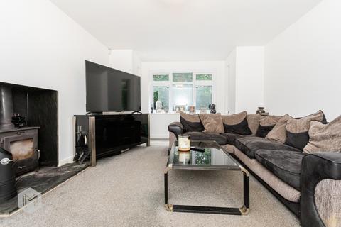 15a Bailey Lane, Bolton, BL2 5EN