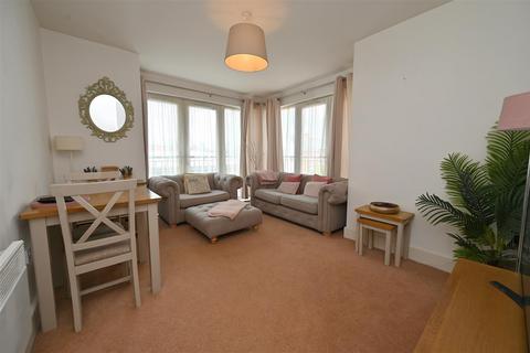 2 bedroom apartment for sale, High Street, Birmingham B17