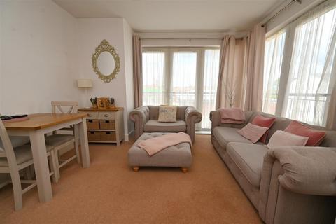 2 bedroom apartment for sale, High Street, Birmingham B17