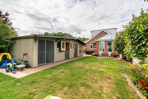4 bedroom detached house for sale, Bulcote Drive, Burton Joyce, Nottingham