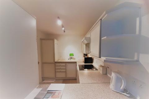 2 bedroom apartment to rent, Gravesend DA11
