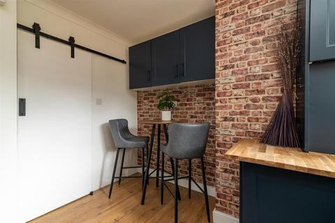 2 bedroom apartment for sale, Conway Road, Carlton, Nottingham
