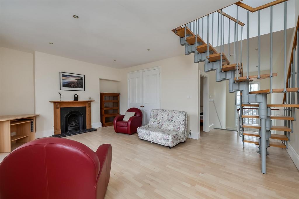 Upper Reception 2