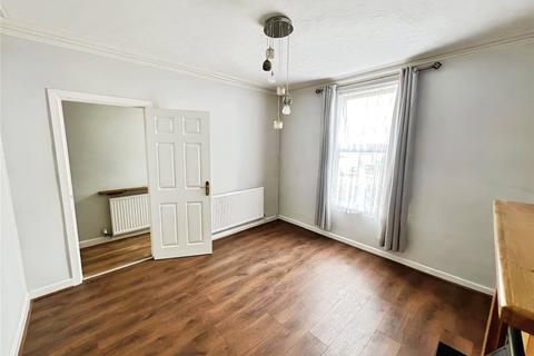 2 bedroom terraced house to rent, St. Edward Street, Newport, NP20