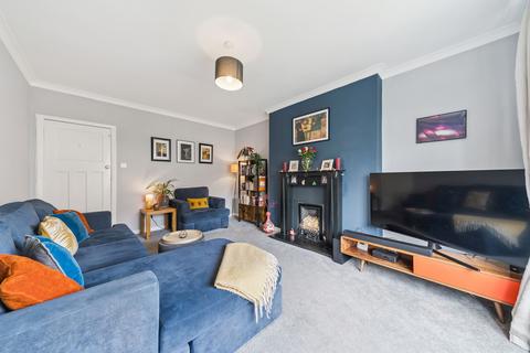 2 bedroom terraced house for sale, The Oval, Clarkston, G76
