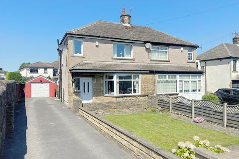 3 bedroom semi-detached house for sale, Hollingwood Lane, Bradford, BD7