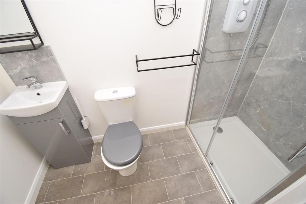 Annex shower room