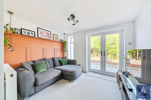 4 Bridgewater Road, Brackley, NN13 6BZ