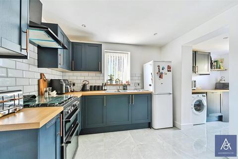 4 Bridgewater Road, Brackley, NN13 6BZ