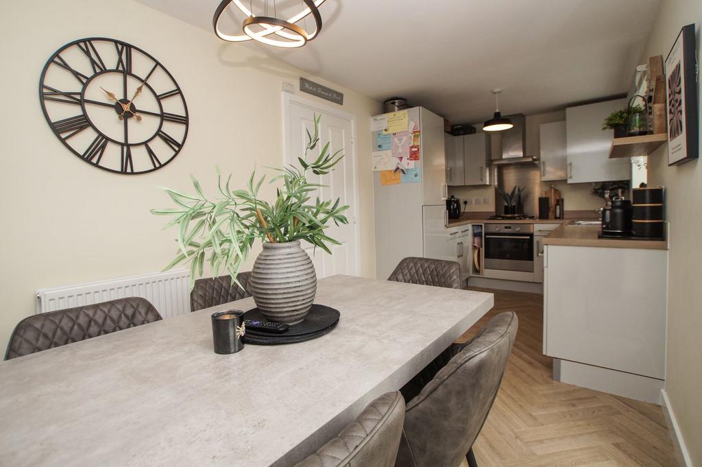 Dining Kitchen