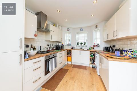 3 bedroom detached house for sale, Queens Park Road, Brighton, BN2
