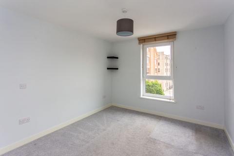 Flat 13, 19 Salamander Place, Edinburgh, EH6 7JJ