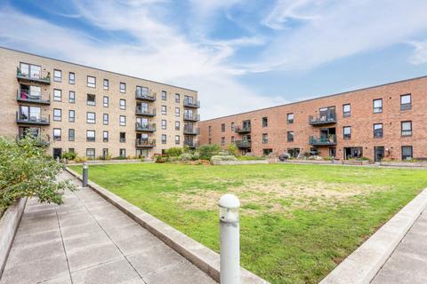 Flat 13, 19 Salamander Place, Edinburgh, EH6 7JJ