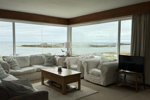 4 bedroom detached bungalow for sale, High Street, Rhosneigr, Anglesey, LL64