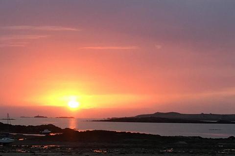 undefined, High Street, Rhosneigr, Anglesey, LL64