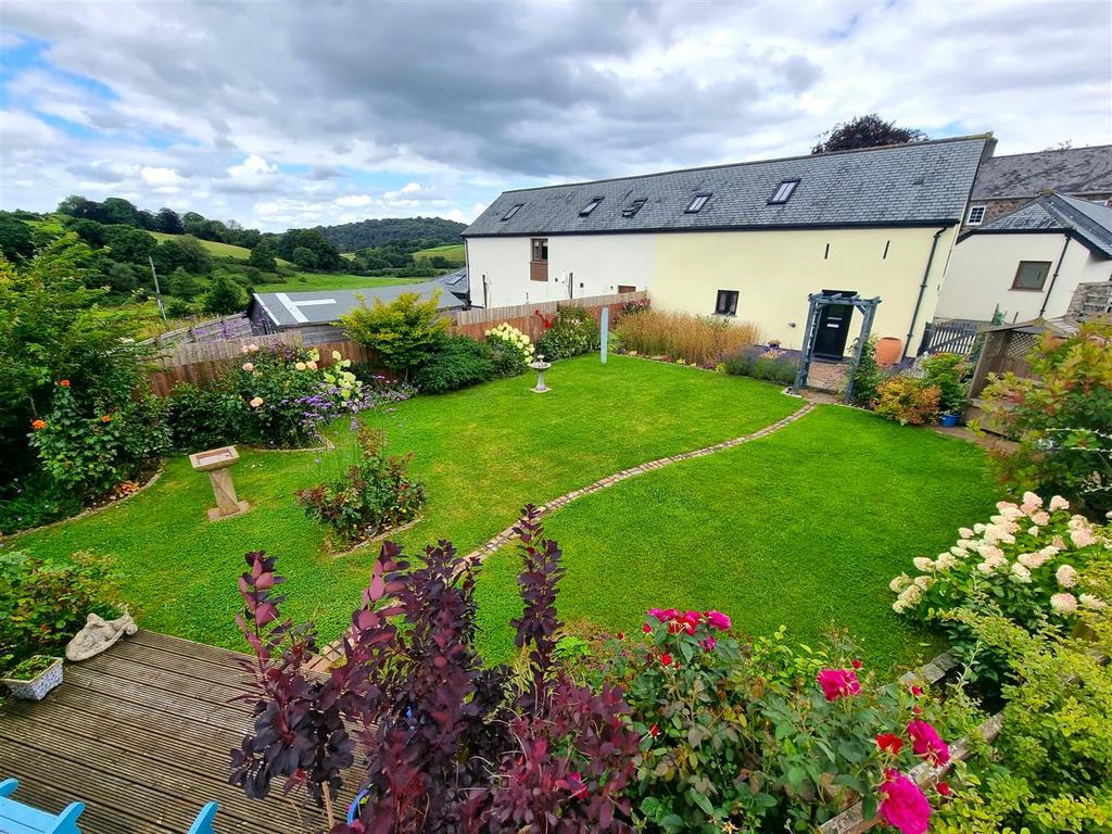 New Garden 3.jpg