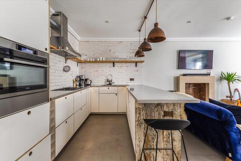 3 bedroom flat for sale, Royal York Crescent, Bristol, BS8