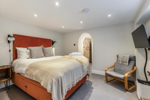 3 bedroom flat for sale, Royal York Crescent, Bristol, BS8