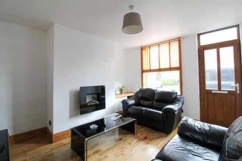 3 bedroom terraced house for sale, Wellington Street, Ripon