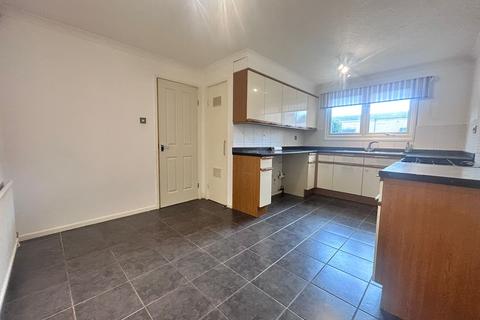 3 bedroom terraced house to rent, Tirrington, PETERBOROUGH PE3